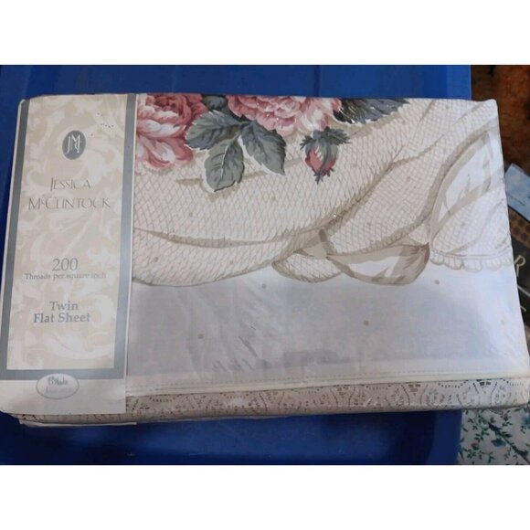 Jessica McClintock Other - New Jessica McClintock "Vintage Lace" One Twin Flat Sheet Cream Pink Flowers